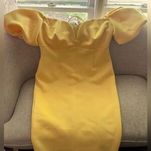 Very pretty dress ( for more pictures please message me )